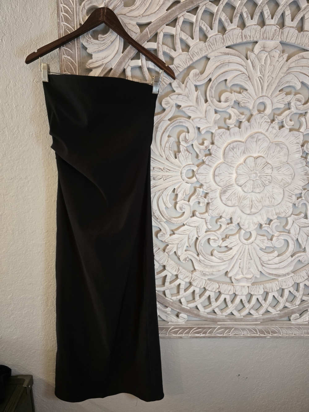 Zara Women’s Black Strapless Ruffle Open Back Midi Dress M